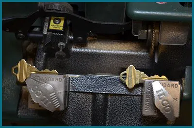 Father Son Locksmith Shop Los Angeles, CA 310-819-4252 Father Son Locksmith Shop Los Angeles, CA 310-819-4252 - 65-14