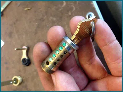 Father Son Locksmith Shop Los Angeles, CA 310-819-4252 - 65-9